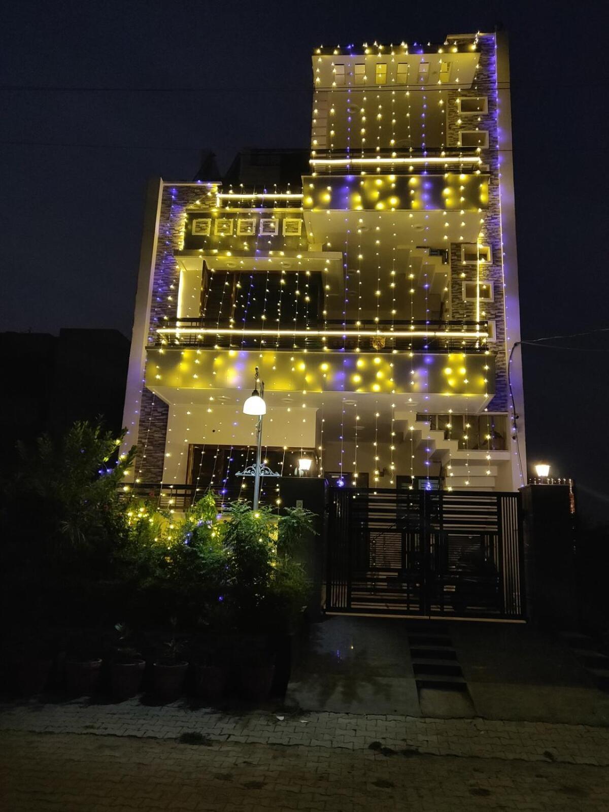 Krishna Niwas Homestay 3Bhk-Gf Chandigarh, Zirakpur Екстер'єр фото
